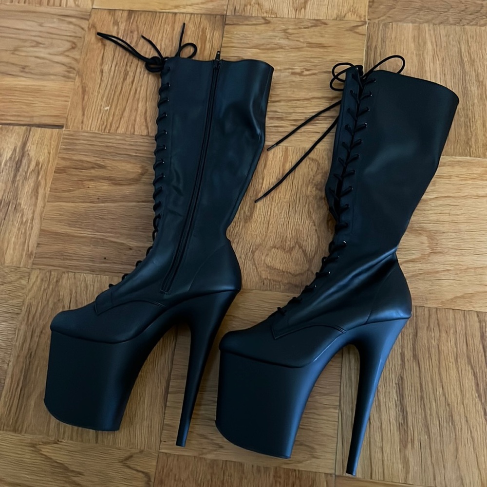 Pleaser Flamingo 2023 - calf height